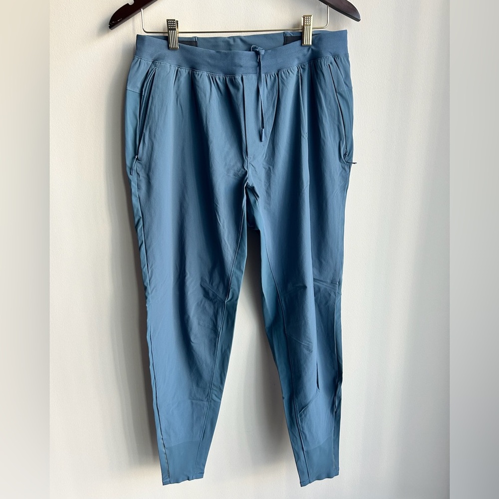 Lululemon Men's ABC Joggers